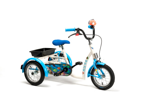 AQUA - Tricycle enfant avec panier de transport pour jouets 🪪